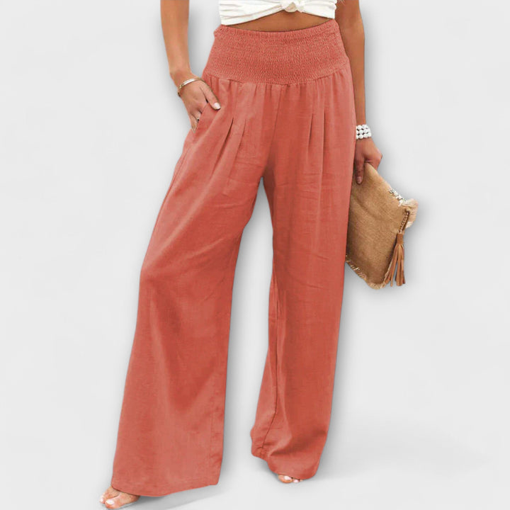 Julie - Pantalons aérés et élégants