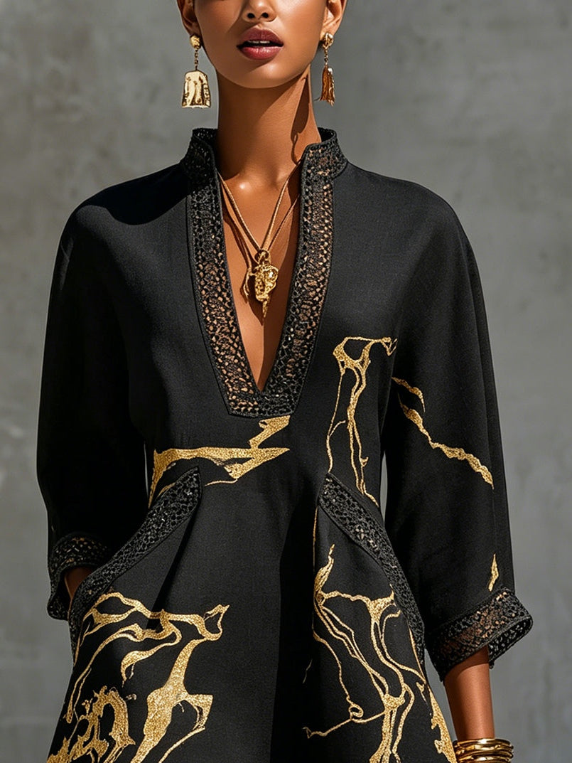 Donatella | Mini robe noire à imprimé marbre doré et dentelle crochet